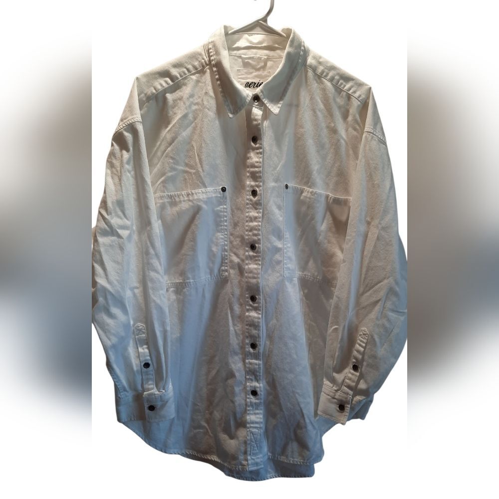 Aerie Shirt Womans Medium White Button Down Clean Classic Preppy Comfort